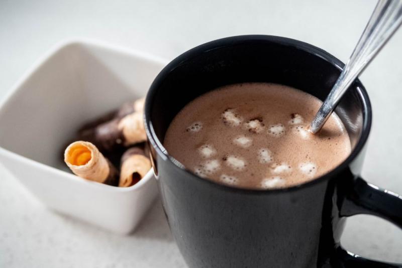 5 Places to Find Hot Chocolate Bombs to Enjoy This Winter