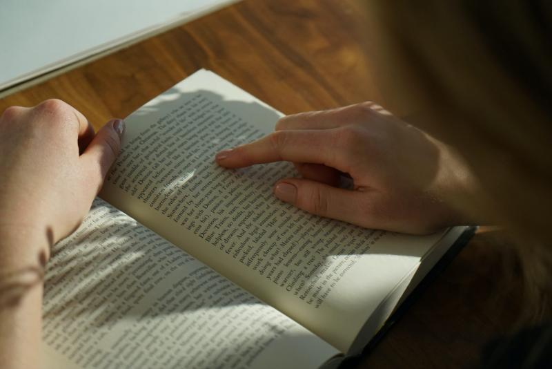 How to Jump-start Your New Year’s Reading Resolution